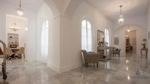 Living4Malaga Aduana Presidential