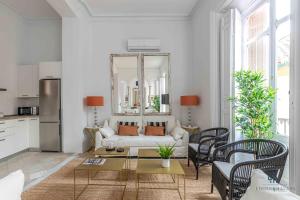 Living4Malaga Stylish Monroy