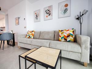 SUNSET CLIFFS sea view apartments