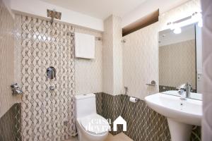 Nhoo: Chhen Apartment by Casa Deyra