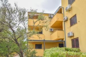 Apartments Taya