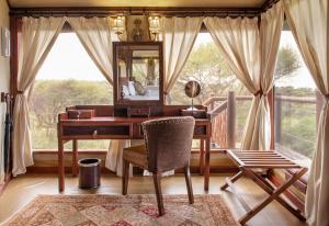 TARANGIRE KURO TREETOP LODGE