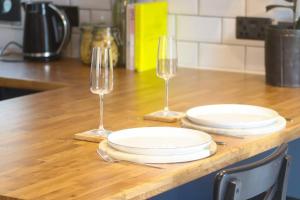 Lovely 1 BR Headington apartment with FREE parking