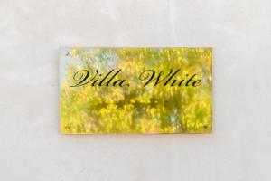 Villa Bella- White 