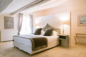 Hotels Le Mas De La Rose - Les Collectionneurs : photos des chambres