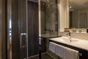 Hotels Hotel Elysees 8 : photos des chambres
