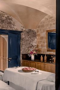 Hotels Relais Christine : photos des chambres
