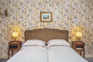 Hotels Hotel des Grandes Ecoles : photos des chambres