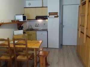 Appartements Appartement Les Adrets-Prapoutel, 1 piece, 3 personnes - FR-1-557-127 : photos des chambres