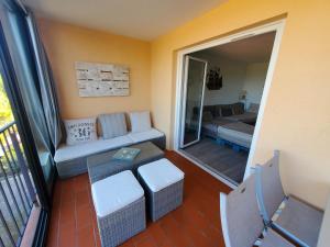 Grand appartement, 3 chambres, très bonne literie, résidence avec piscine à Pin Rolland