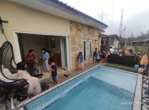 Puncak Pinus and Pool