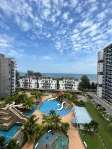 Swiss Garden Resort Residence Pool Sea view Beach Resort LUXURY apartment & FaMiLy SUITE - 关丹