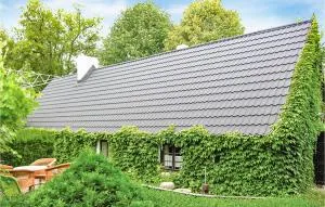 Awesome Home In Pleszew With Wifi - Zawidowice