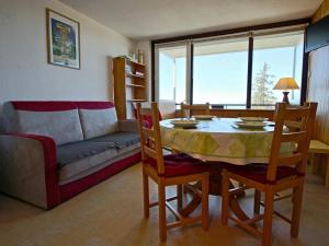 Appartement lumineux près des pistes, 2 pièces, balcon Ouest - FR-1-549-34