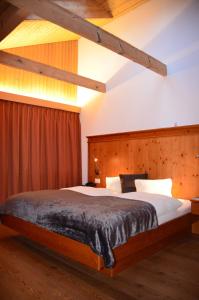 Hahnen Suite with Balcony room in Hotel Belmont