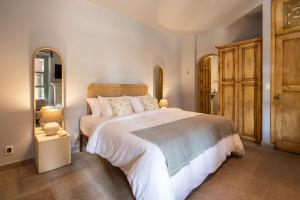 Luxury Villa, Kitchen, Golf Course Views, Wifi