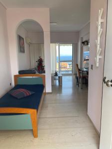 Sunrise pearl in Attika Riviera apt and Parking