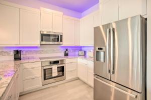 Lakeside Montgomery Condo Near Boat Rental!