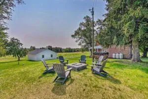 Upscale Country Home with Fire Pit in Taneytown! - Keymar