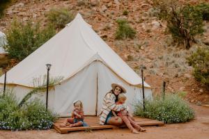 Glamping Tent - 1 bed room in Zion Glamping Adventures