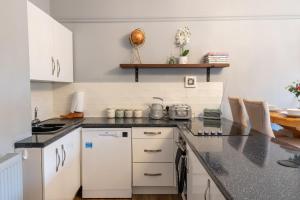 Stylish Central 2 Bedroom Apartment