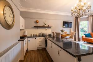 Stylish Central 2 Bedroom Apartment