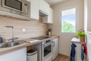 Appartements Superb apartment with balcony very close to the beach - Cabourg - Welkeys : photos des chambres