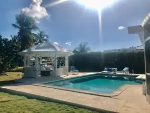 Lime Tree Villa - Canal Front - Lambert House