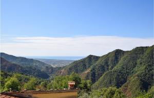 5 Bedroom Amazing Home In Fabbiano