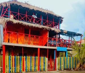 HOSTAL BELLEZA TROPICAL - La Rada