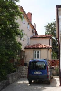 Apartments by the sea Nerezine, Losinj - 3479 