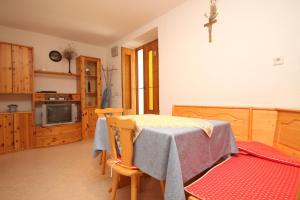 Apartments with parking space Sali, Dugi otok - 8084