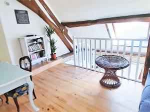 Maisons de vacances Spacious holiday home in Ni vre with a garden : photos des chambres