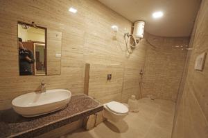 Krishn Palace Hotel