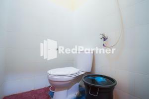 Hatta Guest House Syariah near Hayam Wuruk Jelutung Mitra RedDoorz