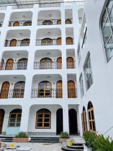 Mai Hotel