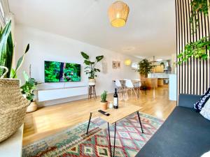 Best ButlerBohemian Spirit In the AlpsNetflix