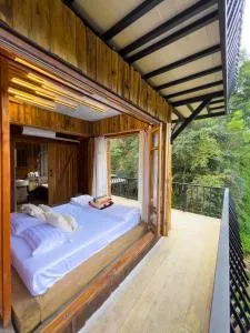 ไชยพล โฮมสเตย์ หมู่บ้านแม่กำปอง - Chae Son