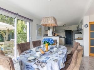 Maisons de vacances Holiday Home Ker Simor Ty Mer - KER235 by Interhome : photos des chambres