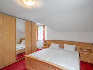 Apartment Haus Toferer by Interhome