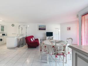 Apartment Côté Port by Interhome