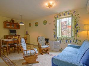 Holiday Home Borgo della Limonaia-4 by Interhome