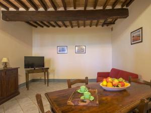 Apartment Campiglia-4 by Interhome