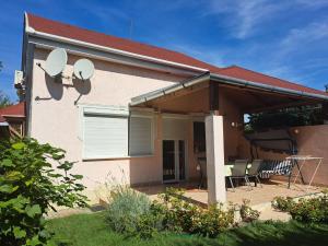 Holiday Home Boros by Interhome