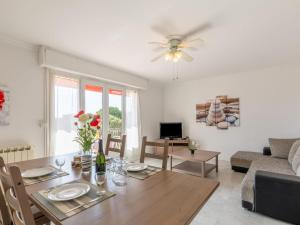 Apartment Les Mimosas-1 by Interhome