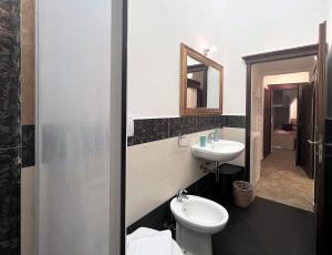 CASA CONTI-nearby Piazza Del Campo