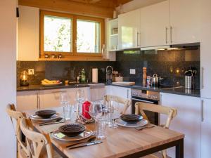 Apartment Chalet Sans Soucis by Interhome