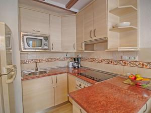 Apartment Damara V by Interhome