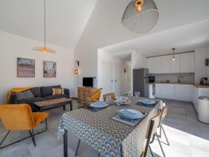 Appartements Apartment Le Clos Moguer-2 by Interhome : photos des chambres