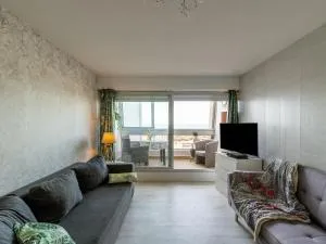Apartment Belle Vue Mer by Interhome - Les Bains